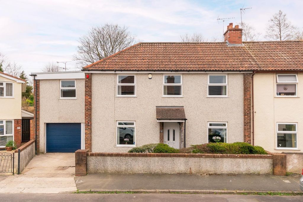 Property photo 2 of 33 3C1Rkd - External B.Jpg