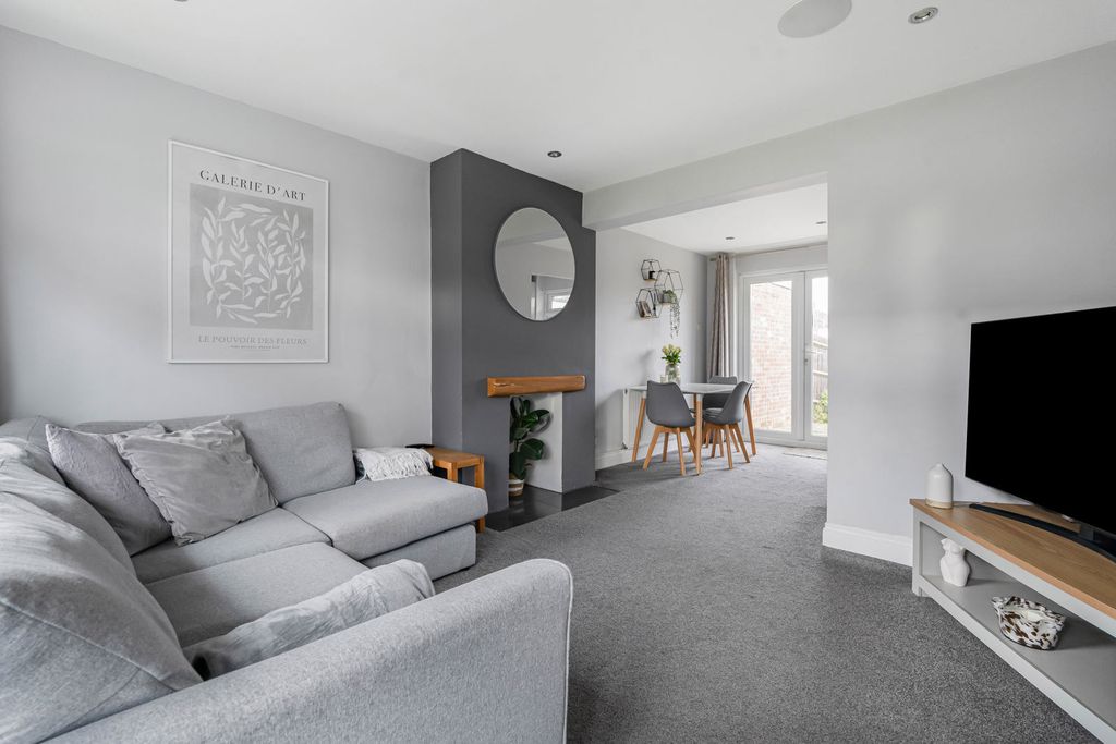 Property photo 3 of 16 Reception Room