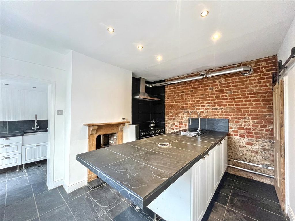 Property photo 3 of 14 Img_3992.Jpg