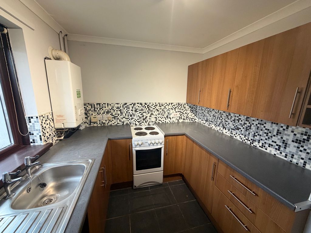 Property photo 2 of 10 Balcony