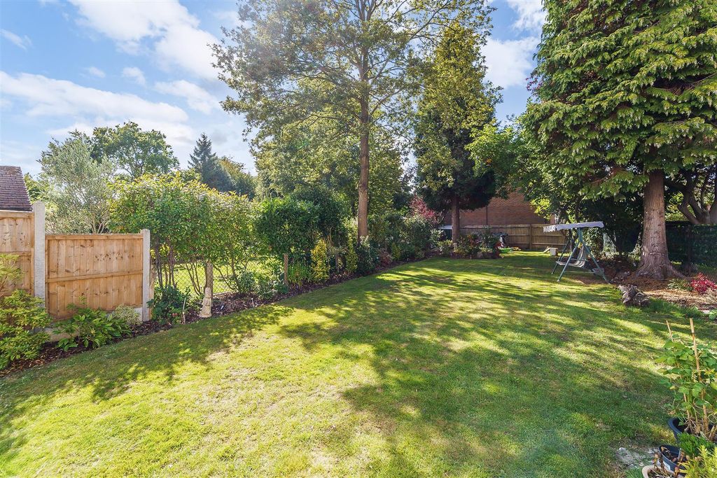 Property photo 3 of 23 Brighton Road, 84 (8).Jpg