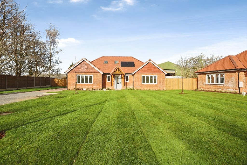 Additional image 10 of 3 bed bungalow for salePark Road, Hellingly, Hailsham BN27