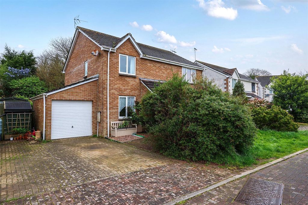 Property photo 1 of 10 Picture No. 20