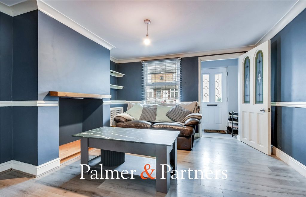 Property photo 2 of 11 Picture No. 06