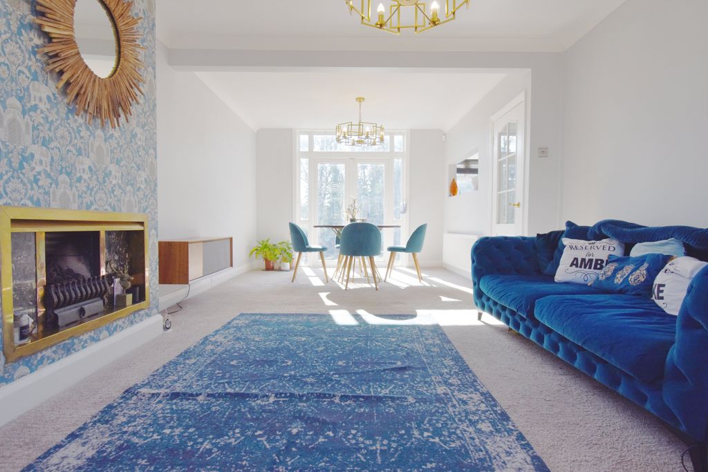 Property photo 3 of 9