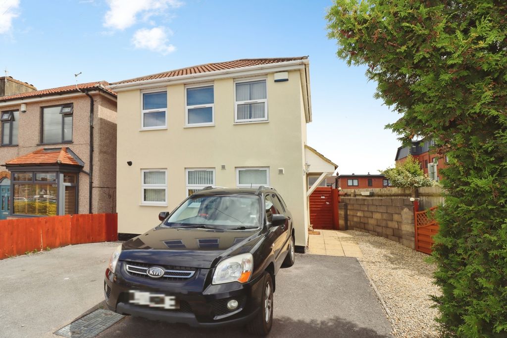 Property photo 1 of 16 Pbox-Img.Jpg