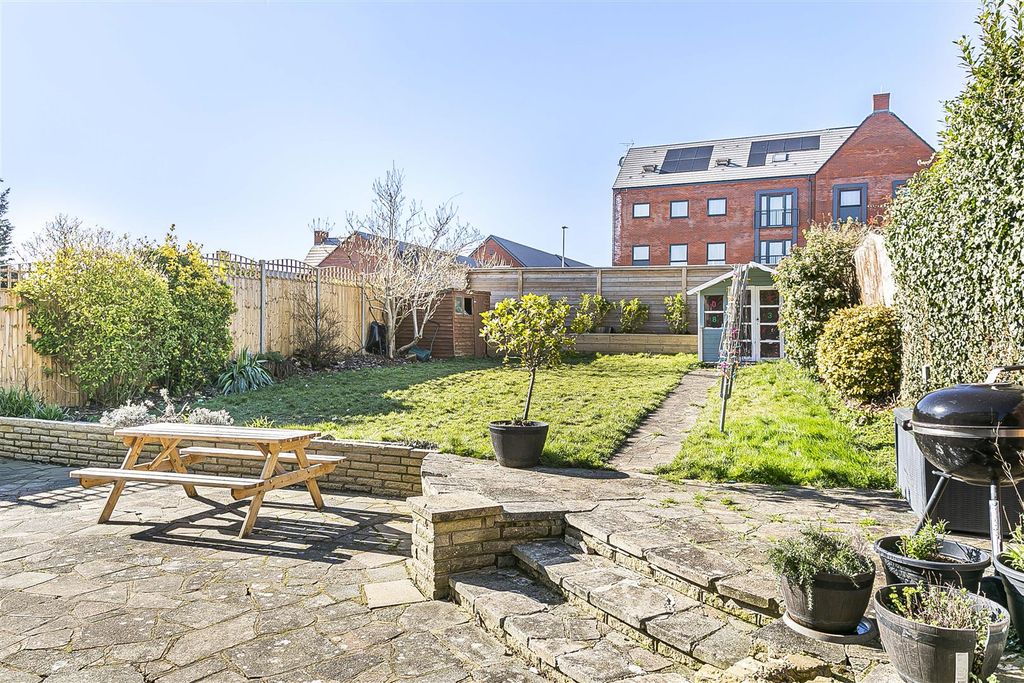 Additional image 27 of 5 bed detached house for saleOak Avenue, Enfield EN2