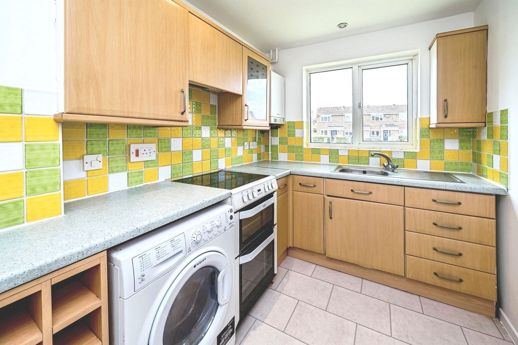 Property photo 3 of 9