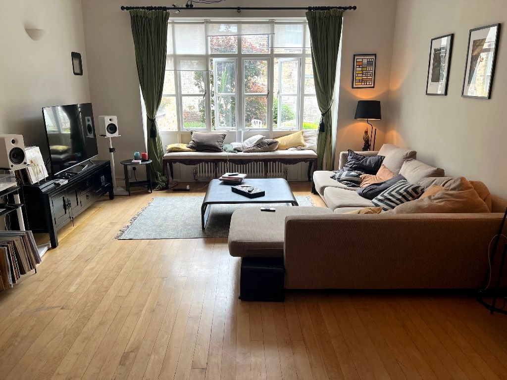Property photo 1 of 23