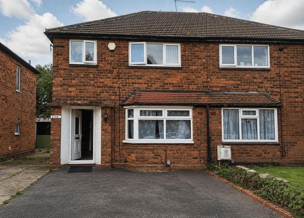 Property photo 1 of 12 3 Bedroom Semi Detached , Hamstead Village Birmingham