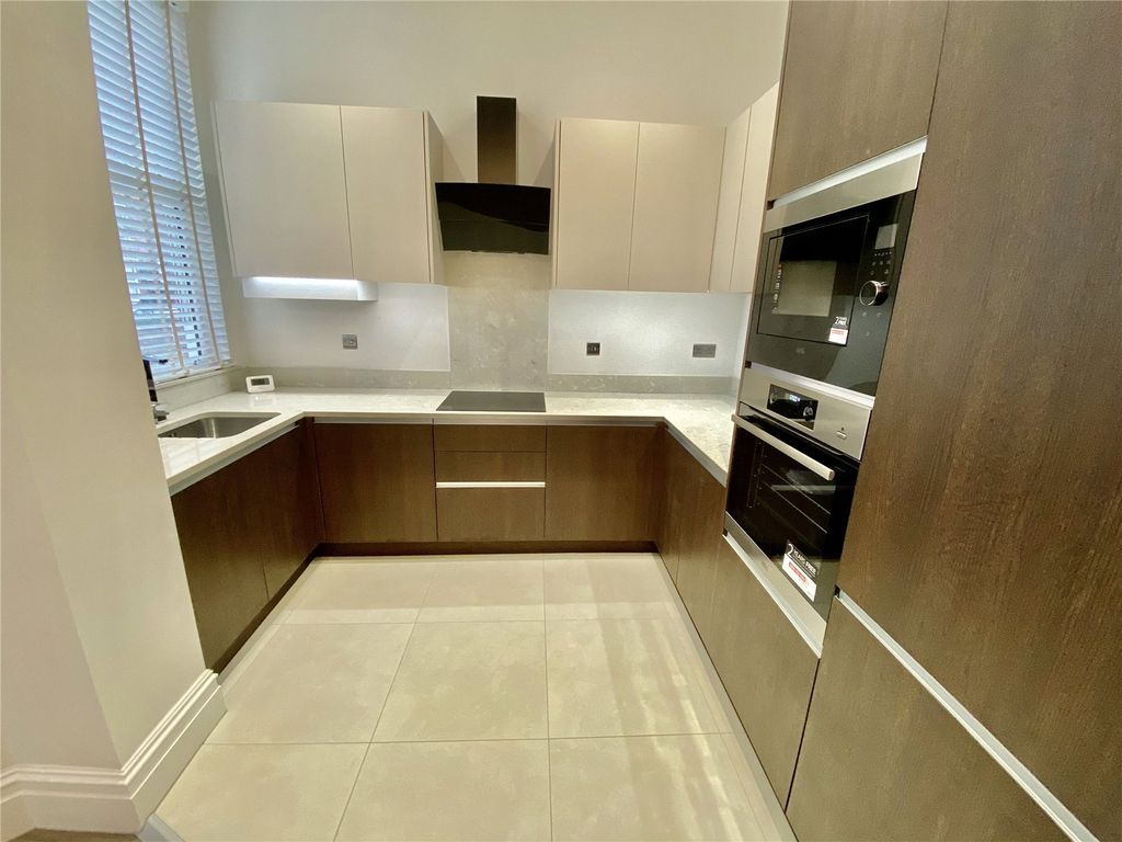 Property photo 2 of 11 Picture No. 07