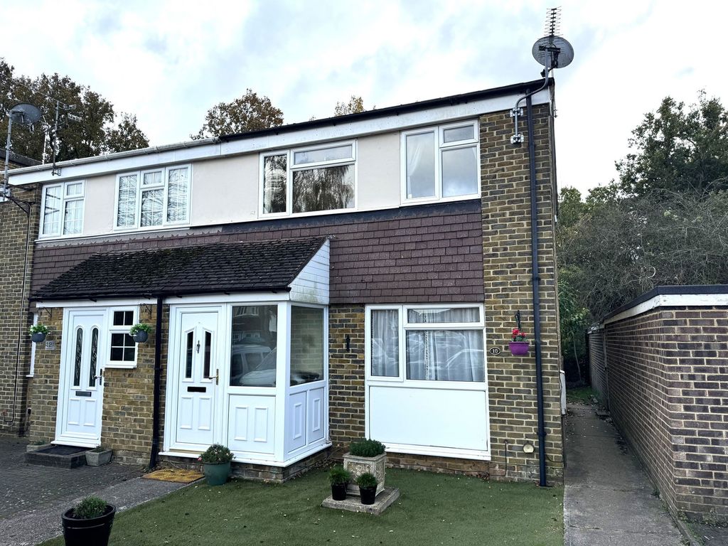 Property photo 1 of 11