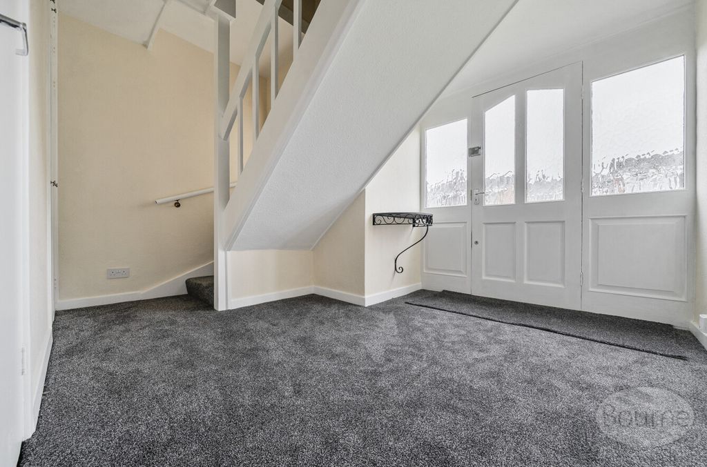 Property photo 2 of 20 E481359B-34E3-42d...