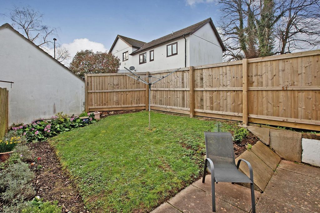 Property photo 3 of 11 Photo 3