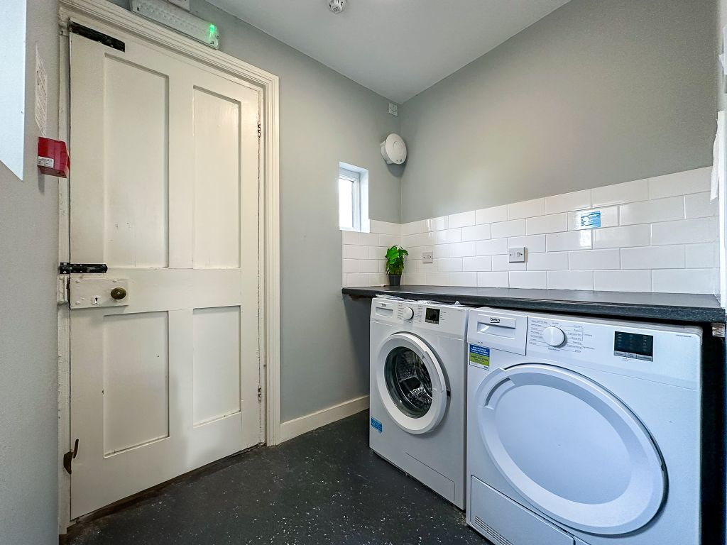 Property photo 3 of 11 Utility Area