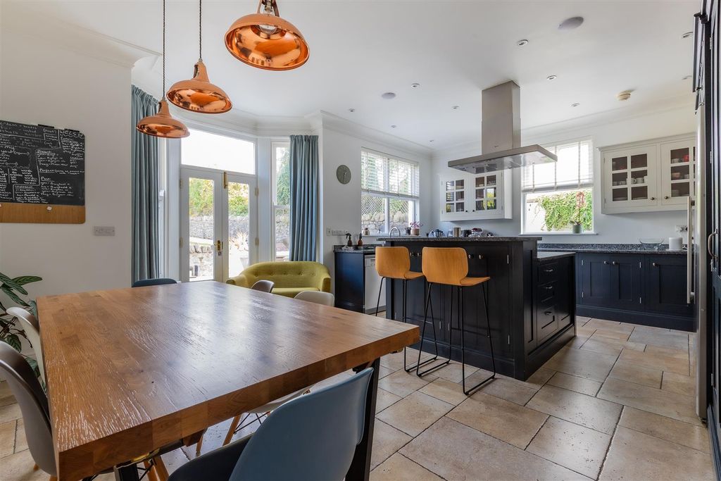 Property photo 2 of 38 30-20.Jpg