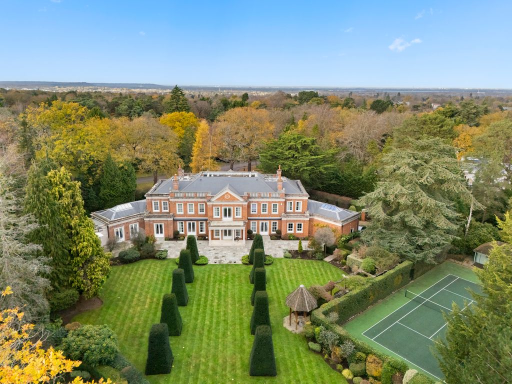 Property photo 1 of 29