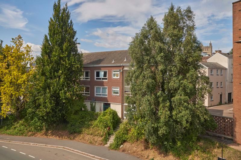 Property photo 1 of 8 Front