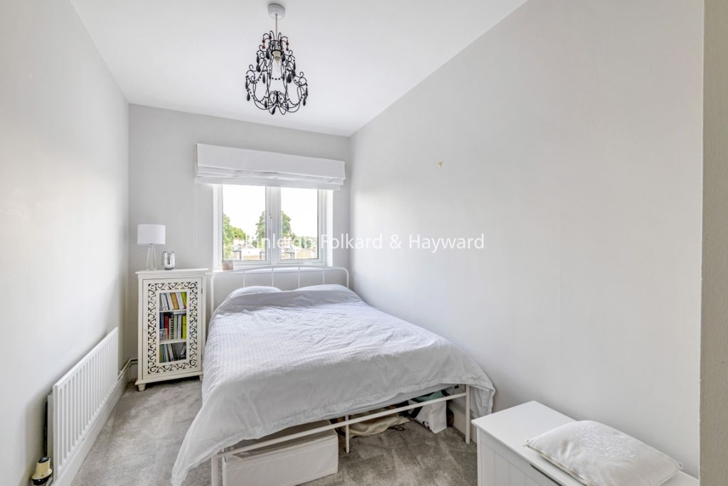 Property photo 3 of 7 8199d6E5-6968-4ba1-B