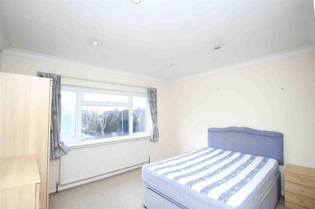Property photo 3 of 6 Picture No. 02
