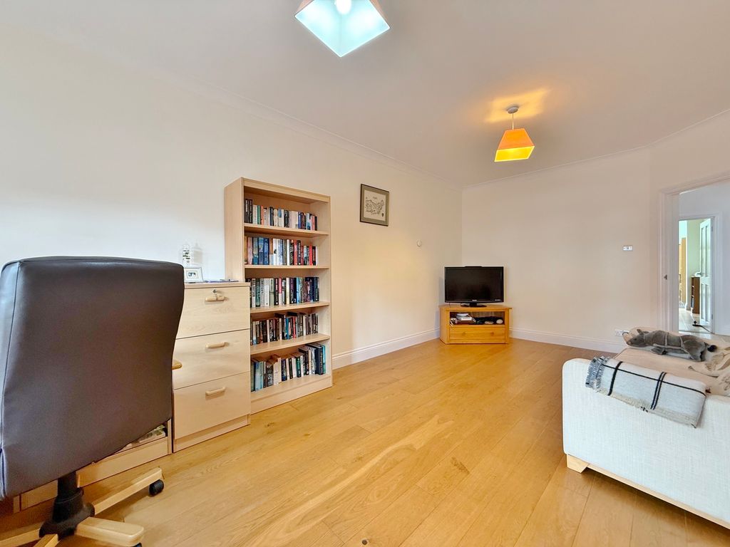 Additional image 10 of 5 bed detached house for saleStation Road, Drayton, Portsmouth PO6
