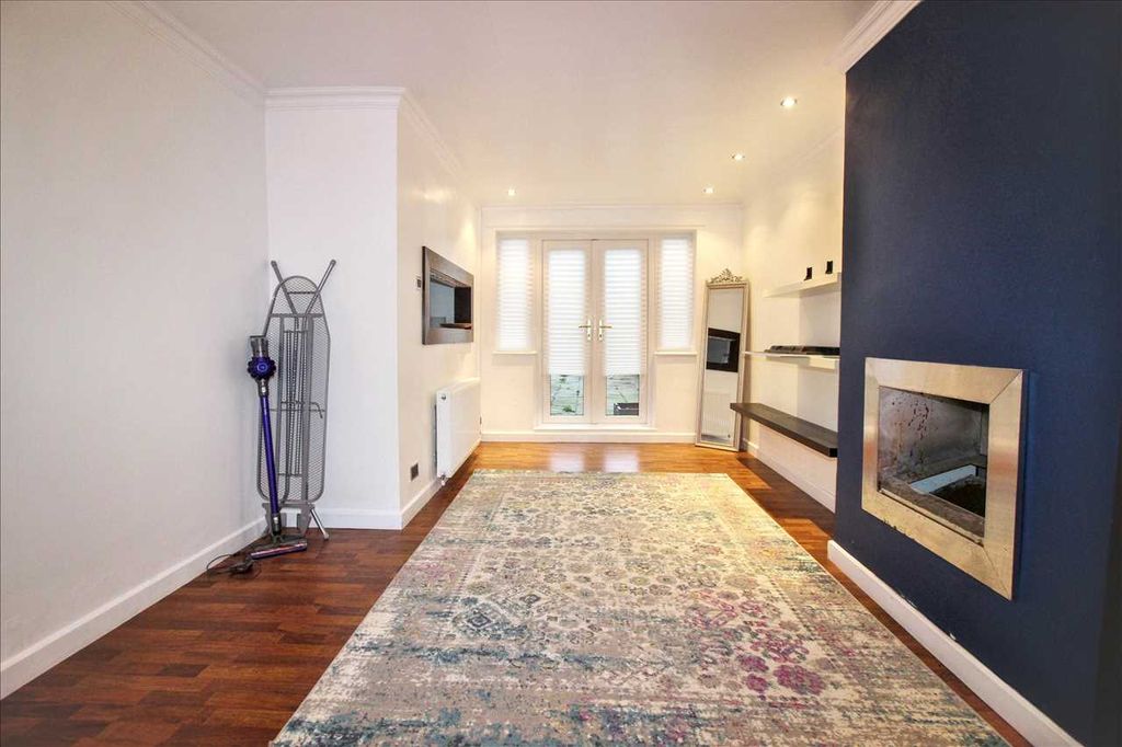 Property photo 3 of 10 Additional Image