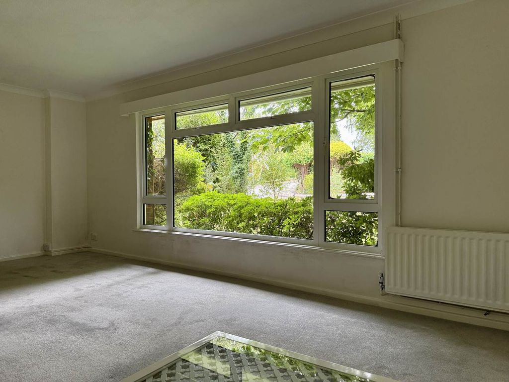 Property photo 3 of 14 Img_2755