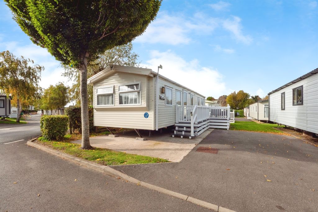 Property photo 1 of 23