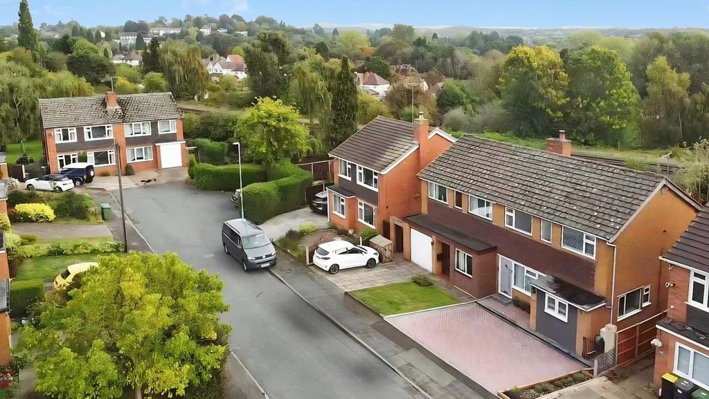 Property photo 2 of 24