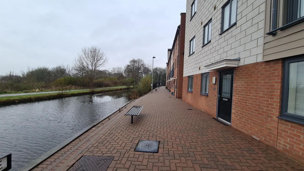 Property photo 3 of 11 1000015292.Jpg