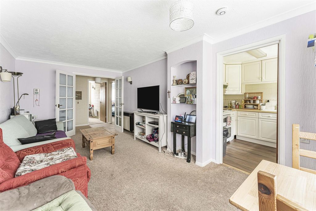 Property photo 3 of 15