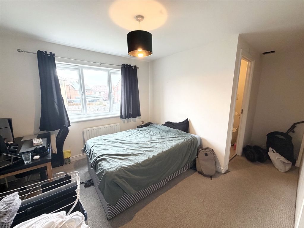 Property photo 3 of 8 Picture No. 03