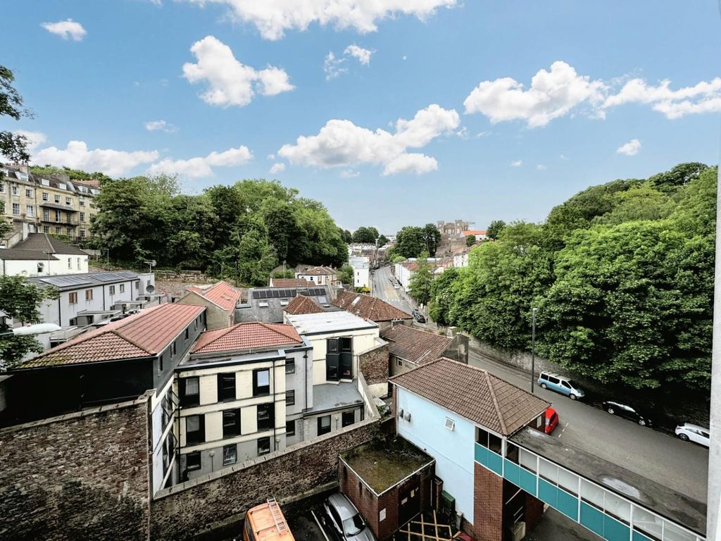 Additional image 12 of 3 bed flat to rentFlat 52, Brandon House, Jacobs Wells Road, Bristol BS8