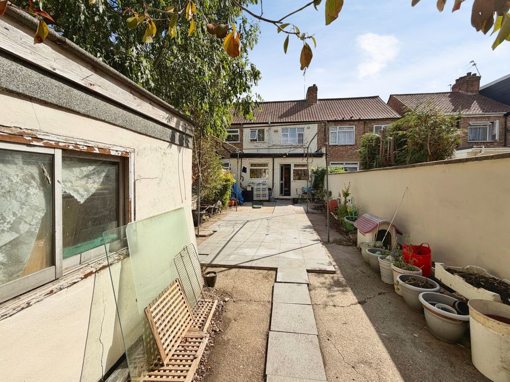Property photo 3 of 15