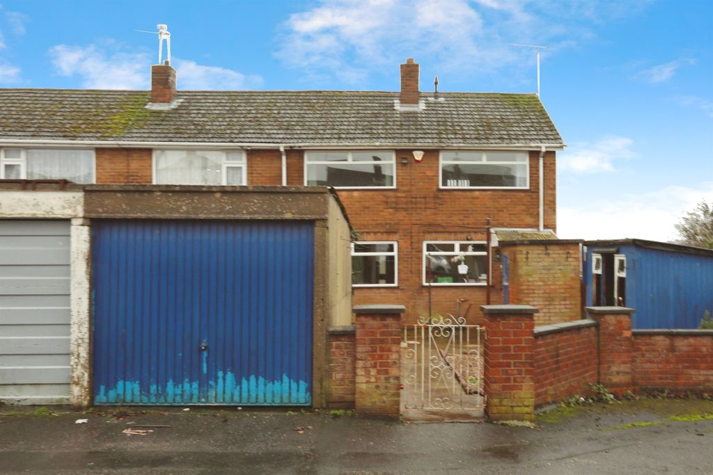 Property photo 1 of 12