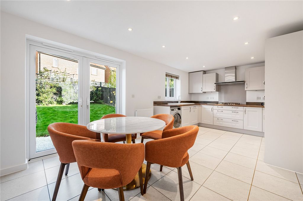 Property photo 2 of 22 Picture No. 05