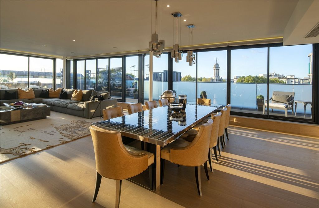 Property photo 1 of 15 Reception/Dining