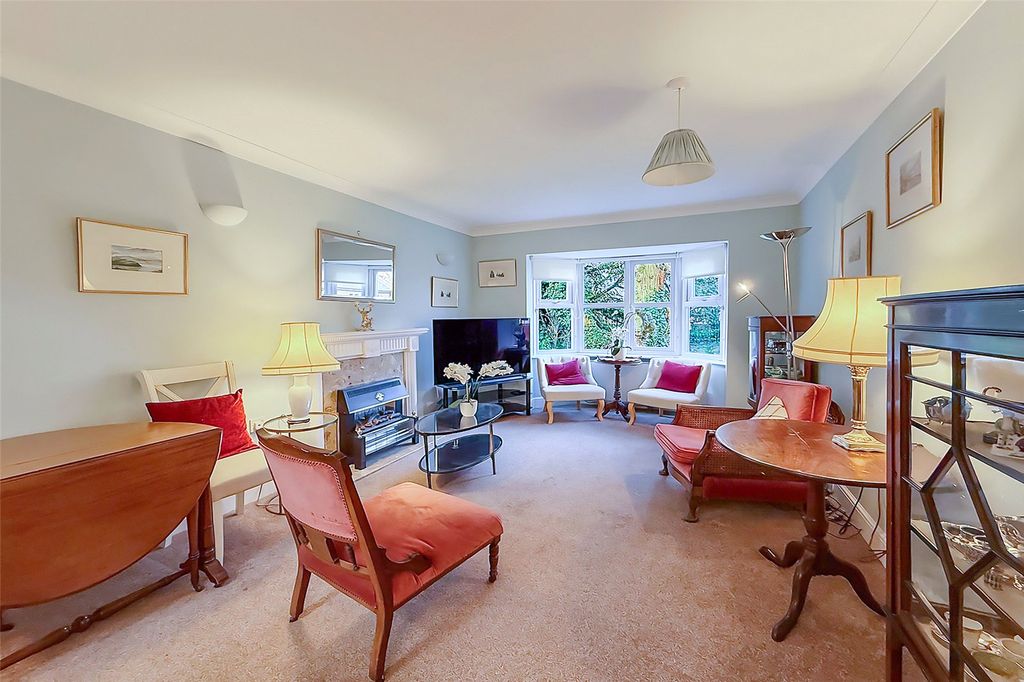 Property photo 2 of 12 Picture No. 11