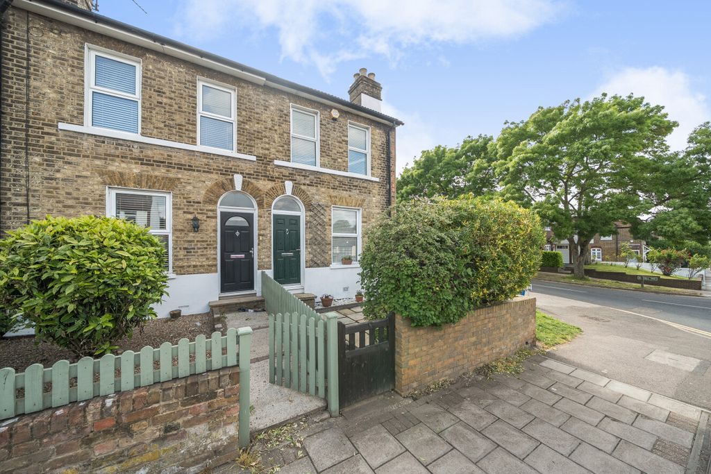Property photo 1 of 19 1465733-8-6A0F322...