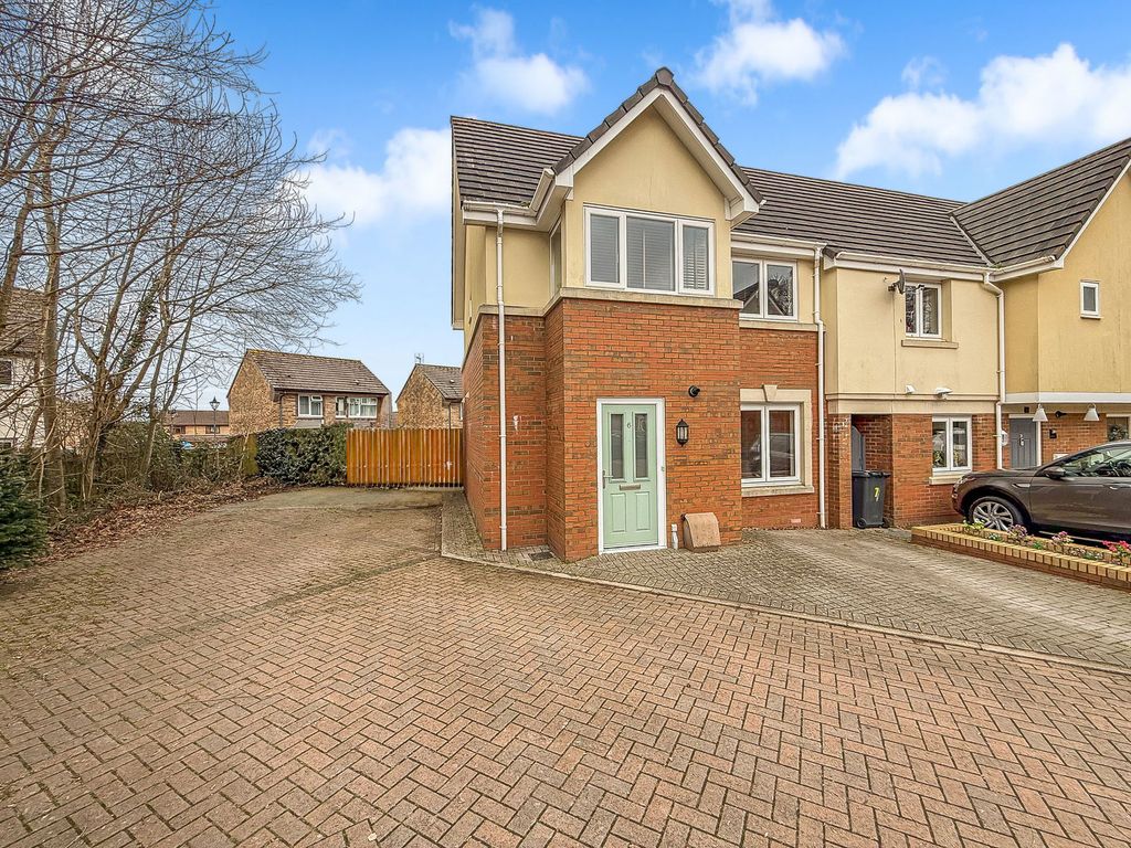 Property photo 1 of 21