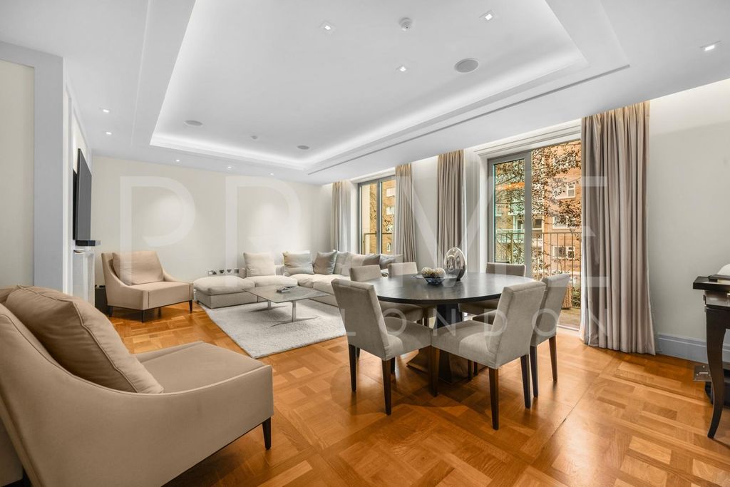 Property photo 2 of 20 Es9.Jpg