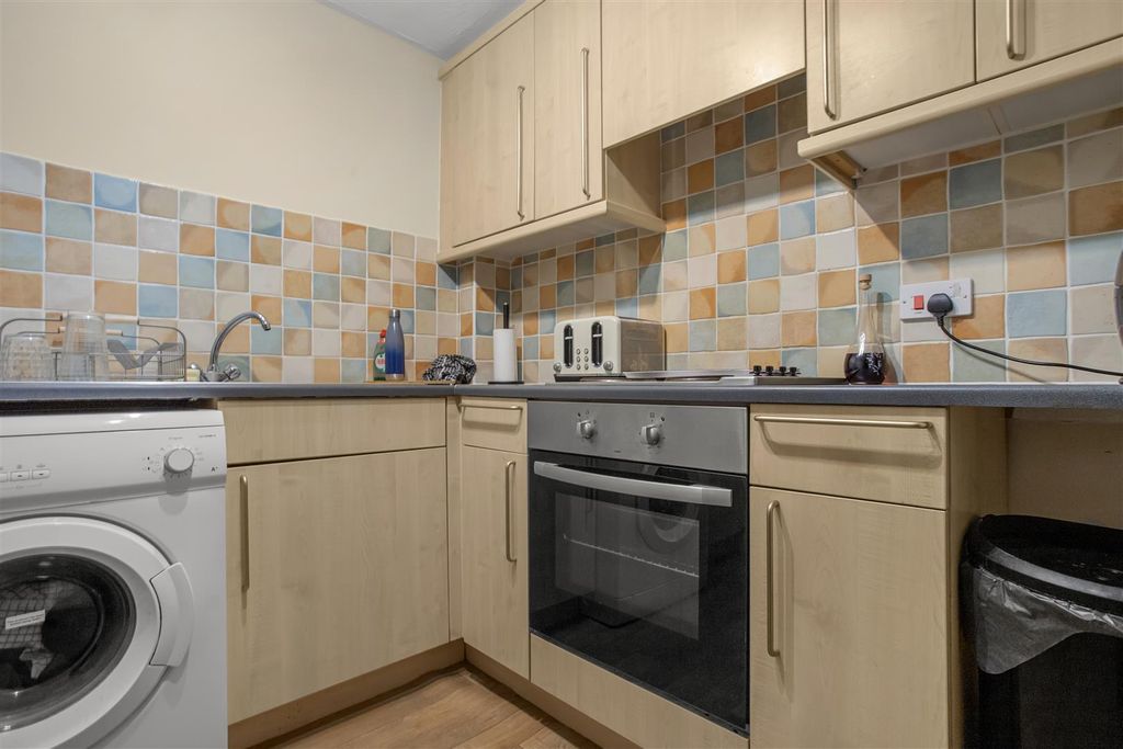 Property photo 3 of 13 Img_9486.Jpg