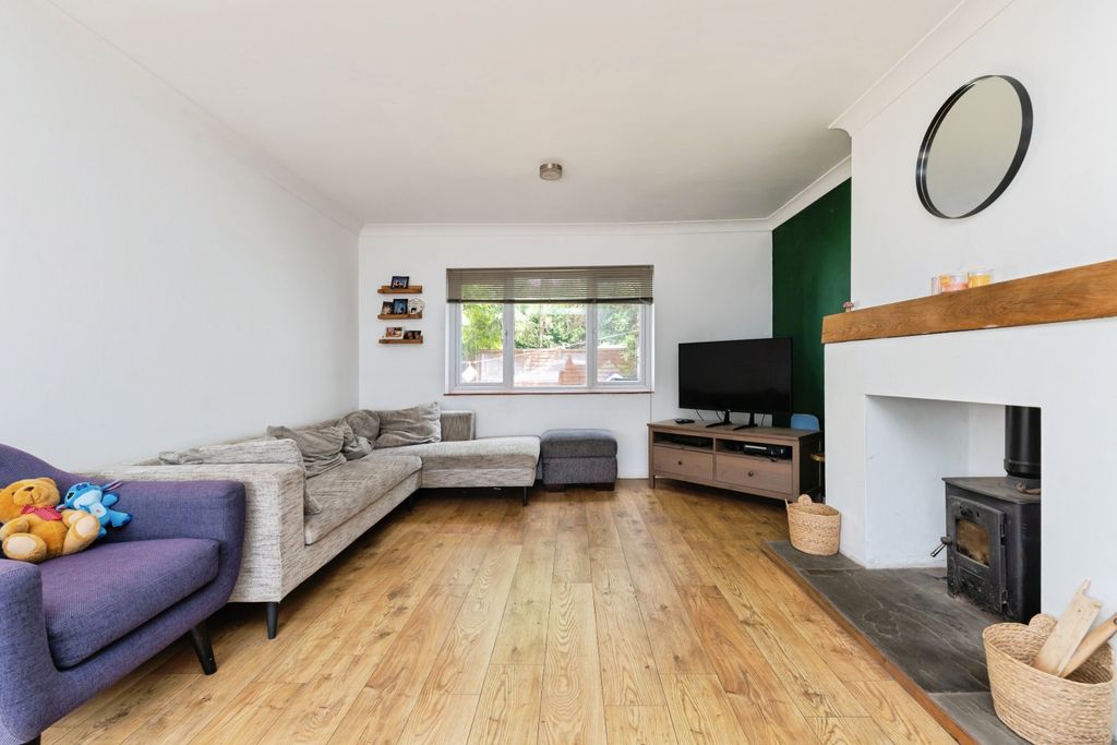 Property photo 1 of 20