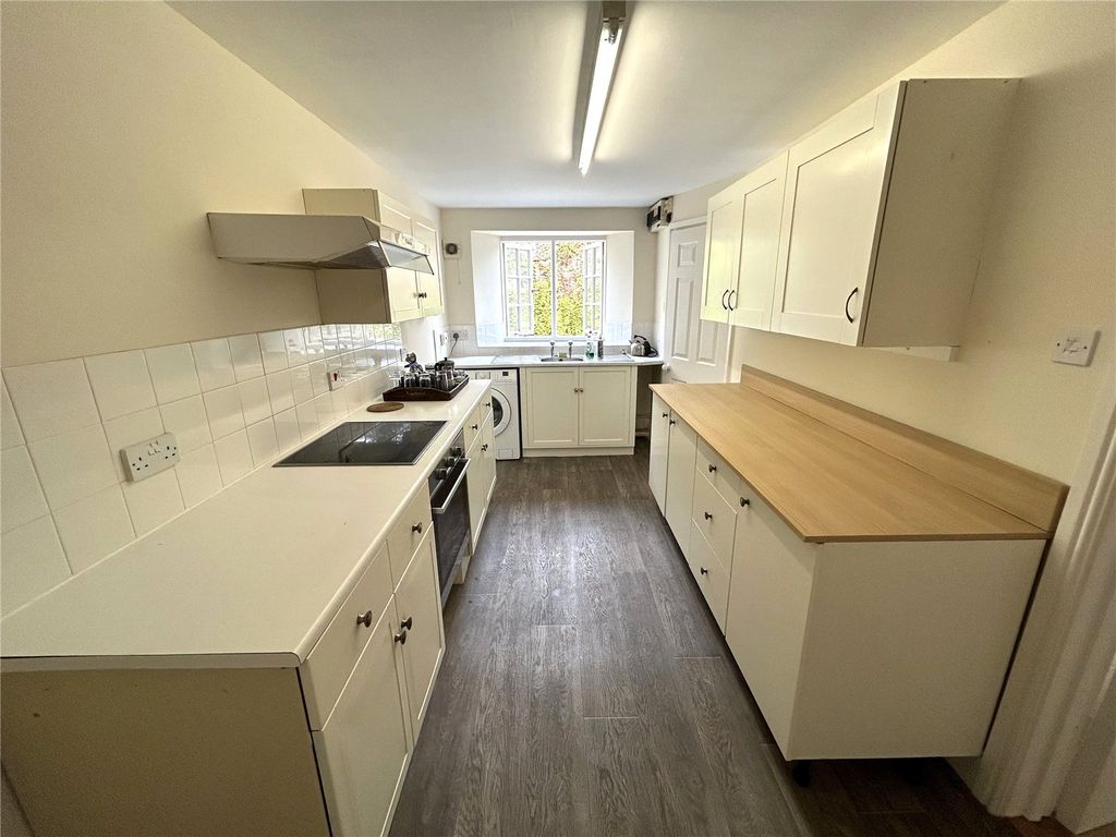 Property photo 2 of 11 Picture No. 06