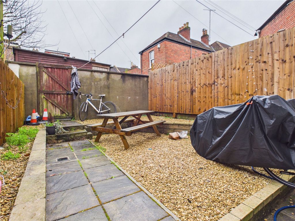 Property photo 3 of 18 Picture No. 08