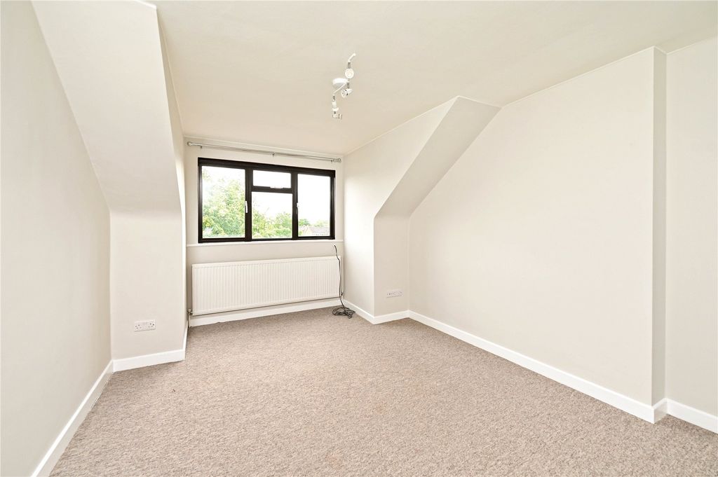 Property photo 2 of 9 Picture No. 03