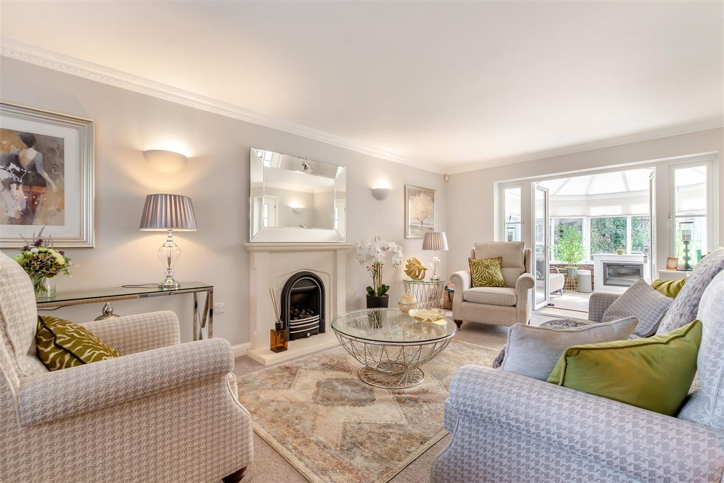 Property photo 3 of 27 8659699-Interior06.Jpg