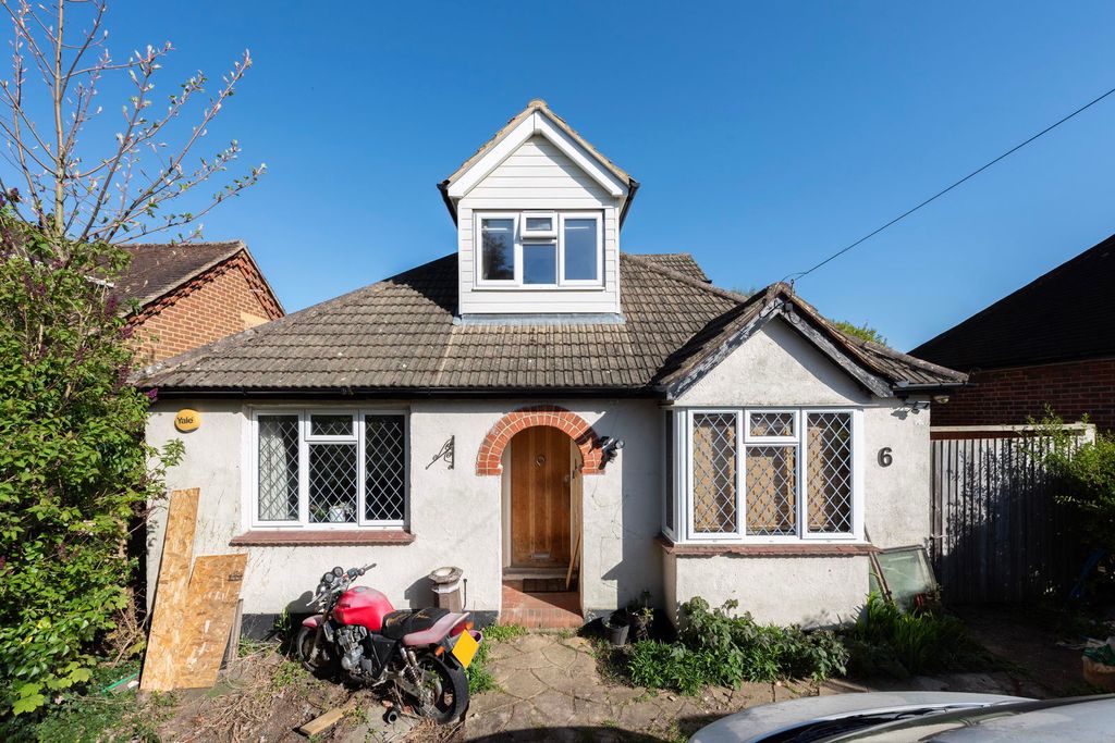 Property photo 1 of 12