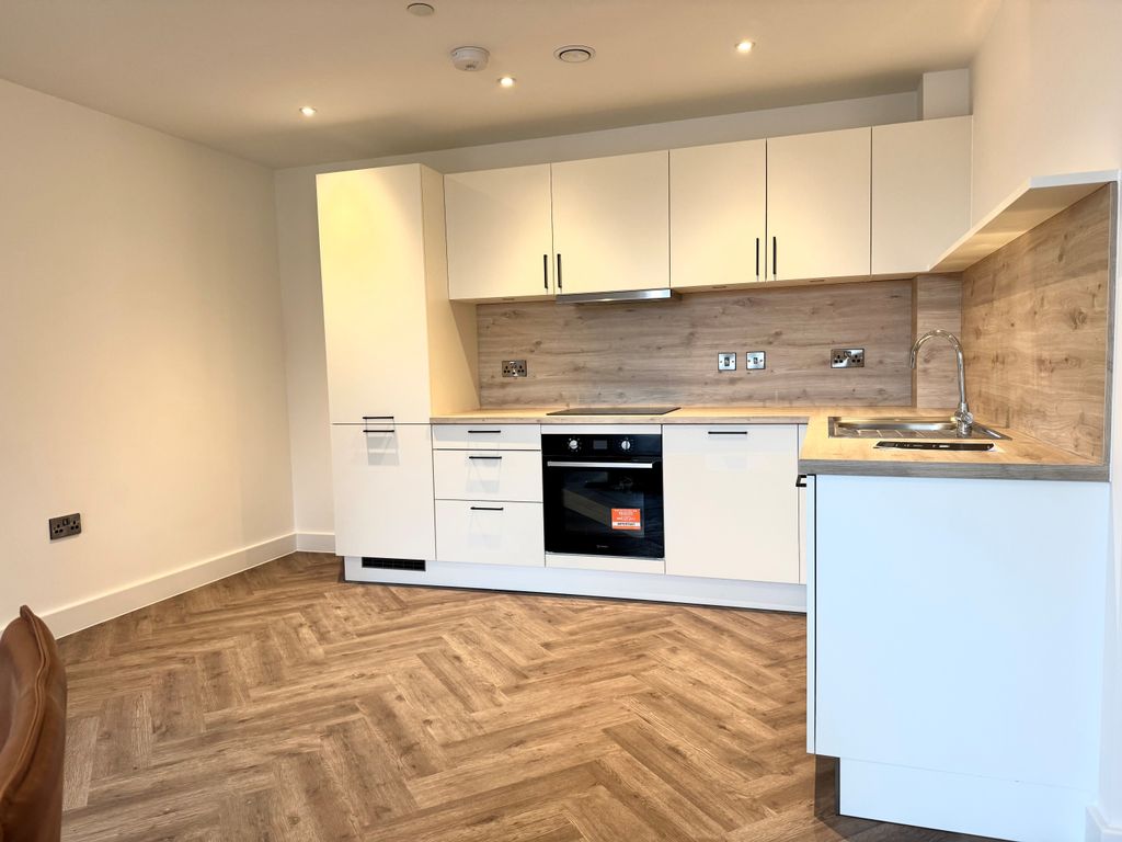 Property photo 1 of 6 Kitchen