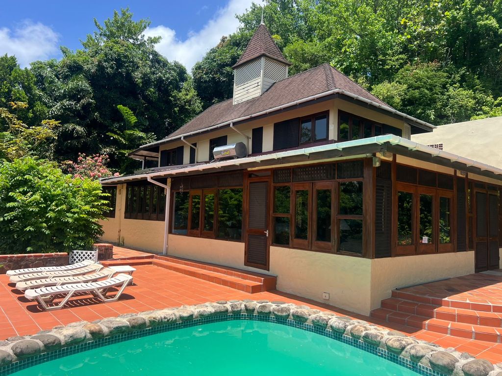 Property photo 1 of 9